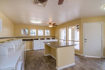 2 Laundry facilities